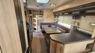 Caravana Hobby 560 KMFe De Luxe Edition 2021