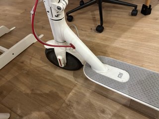 Patinete Eléctrico Xiaomi M365 Blanco