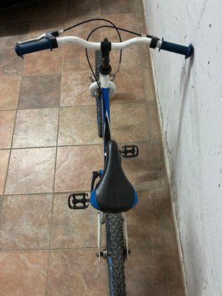 Bicicleta infantil 20 6-8 años