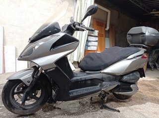 Kymco Superdink 300 E3 + baúl 39L