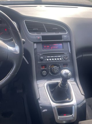 Peugeot 5008 2016 7 plazas