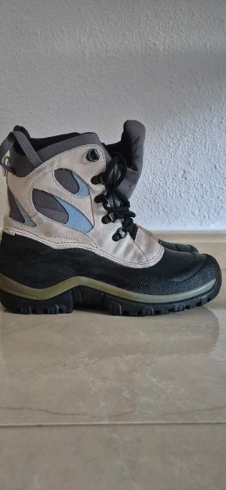 Botas de montaña forradas