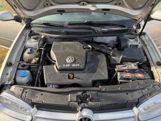 Volkswagen Golf 1999 1.6 Gasolina