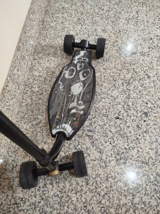 Patinete Oxelo 4 ruedas con manillar