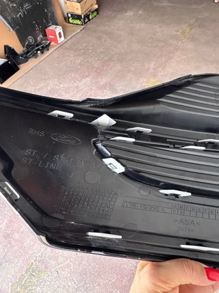 Rejilla Paragolpes Peugeot 3008/5008
