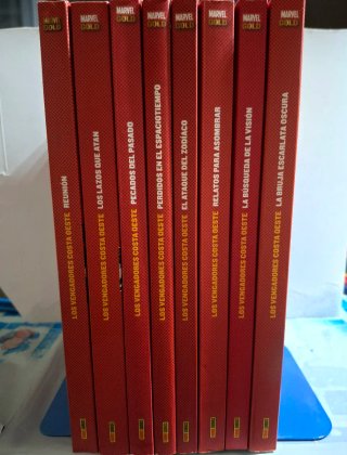 Comic MARVEL GOLD: VENGADORES COSTA OESTE COMPLETA