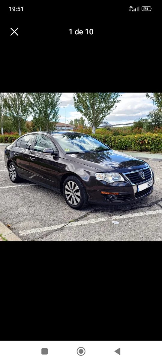 Volkswagen Passat 2010 - foto 1