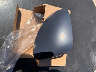Cubierta Retrovisor Derecho Clio 2025