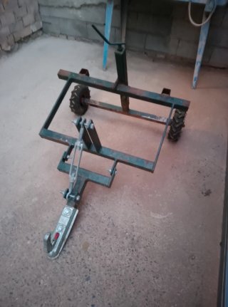 Arado para coche/quad Le falta los brazos