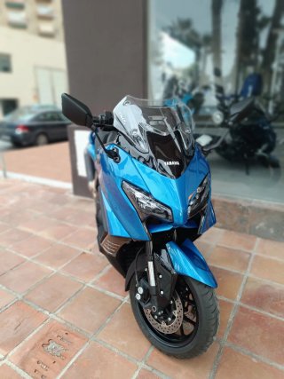 Yamaha TMAX 2025 Edición Única Azul