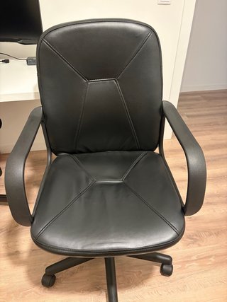 Silla de escritorio ajustable negra