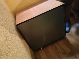 Mesa de reuniones ovalada y cajonera