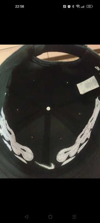 Gorra Nike Negra con Diseño de Llamas