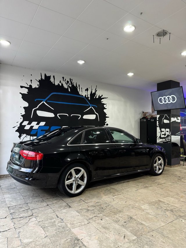 AUDI A4 2.0 TDI 150cv 🟡 NACIONAL SLINE MANUAL