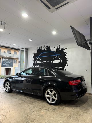 AUDI A4 2.0 TDI 150cv 🟡 NACIONAL SLINE MANUAL