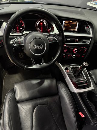 AUDI A4 2.0 TDI 150cv 🟡 NACIONAL SLINE MANUAL