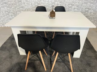 Mesa Comedor Blanca + 4 Sillas Nórdicas NEGRAS