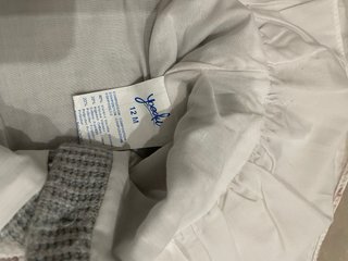 Vestido bebé Yoedu gris y rosa