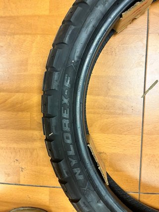 Neumático Moto Delantero MRF 100/90-19 57H
