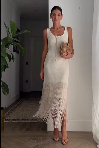 Vestido punto flecos