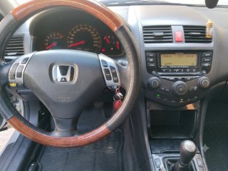 Honda Accord 2003