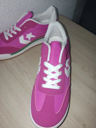 Zapatillas fuxias Talla 39 nuevas
