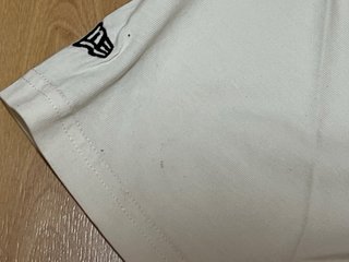 Camiseta New Era Hombre Blanca