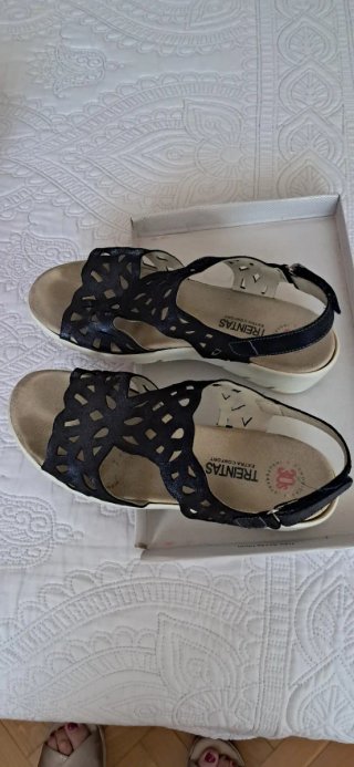 Sandalias Trentas mujer azul marino