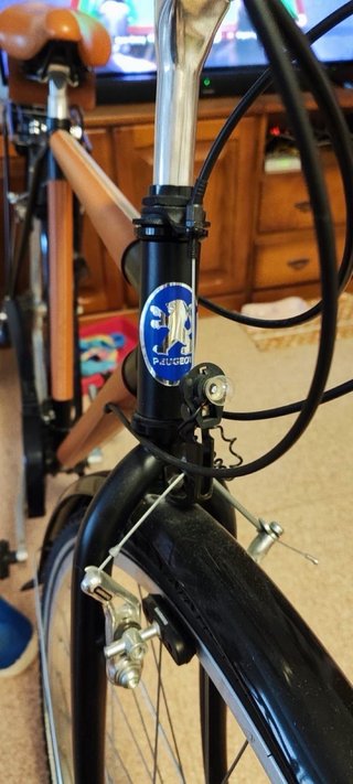 Bicicleta Clásica Madera y Cuero Marca Peugot