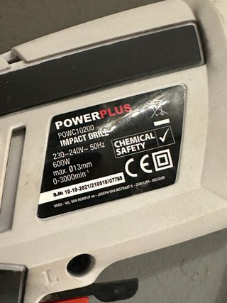 Taladro de impacto Powerplus 600W