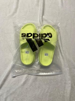 Chanclas Adidas Yeezy Lime