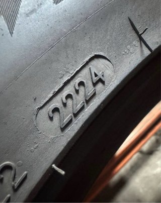 Neumáticos 215/50 R17 95W