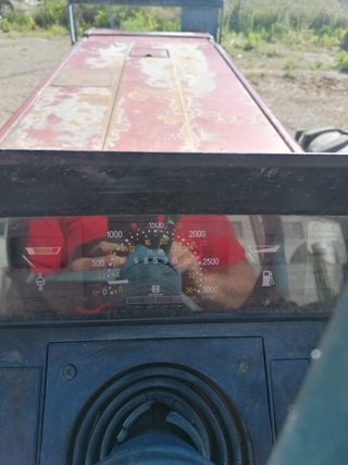Tractor Fiat 100-90 con pala