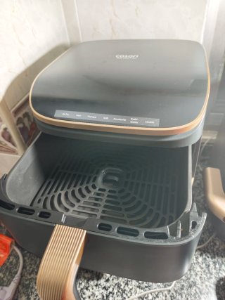 Freidora de aire COSORI Turbo Tower Pro