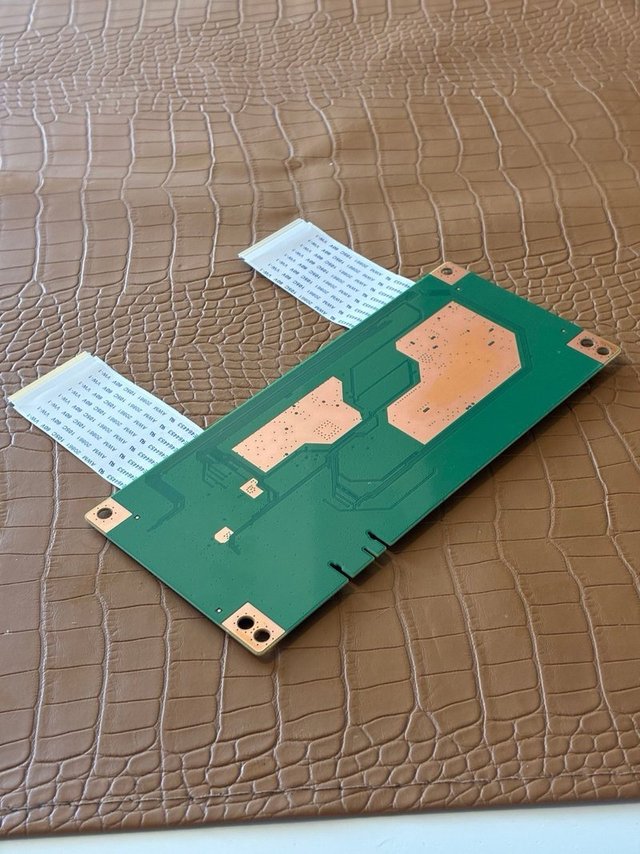 Placa T-Con Cecotec 65”