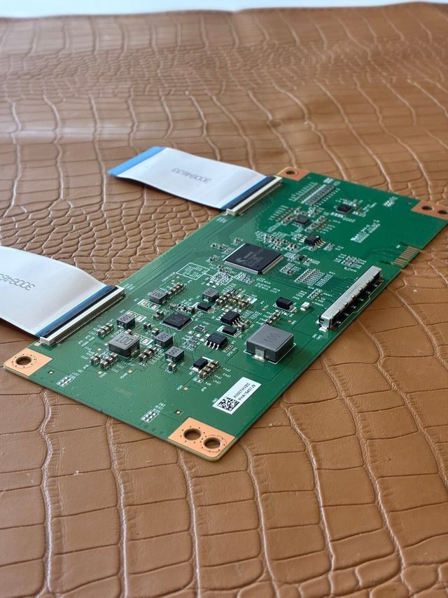 Placa T-Con Cecotec 65”