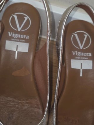 Sandalias cuña doradas Viguera Talla 38