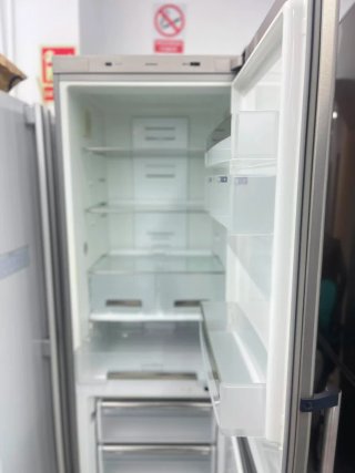 Nevera Nevera marca Siemens 6mess garantia
