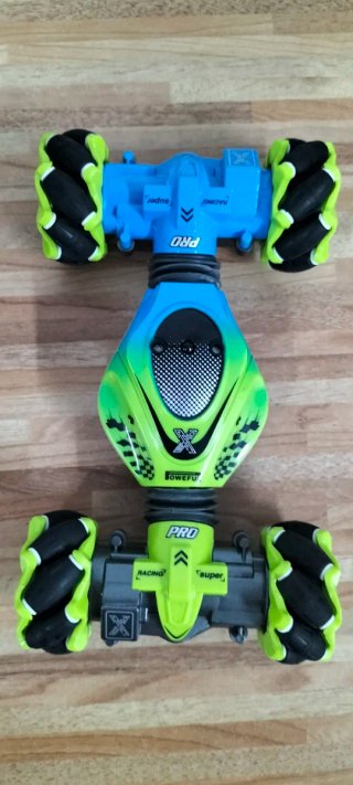 Coche RC 4WD Stunt Vehicle