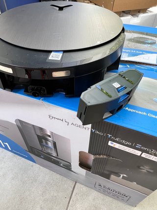 ECOVACS DEEBOT X11 OmniCyclone Robot Aspirador