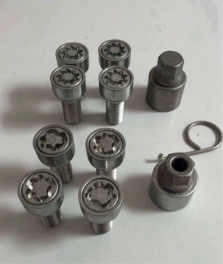 TORNILLOS ANTIRROBO VW GOLF TOURAN AUDI SEAT LEON