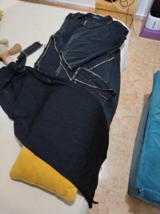 Kimono dos piezas negro y dorado