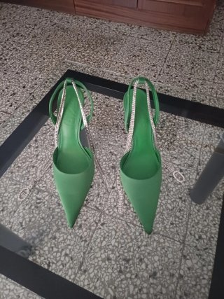 Tacones verdes de mango Talla 39