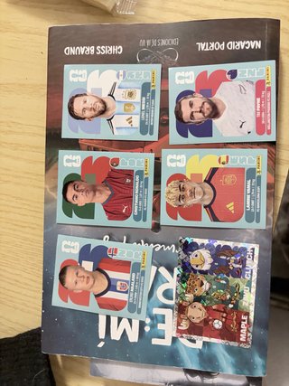 Lote cromos Panini 2026: Messi, Ronaldo, Haaland