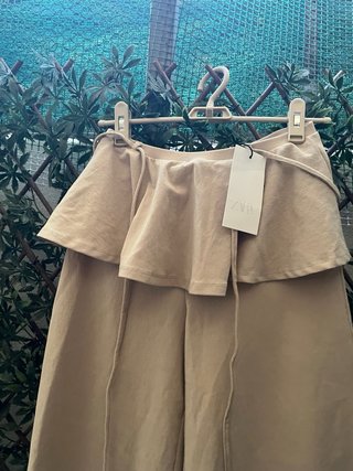 Pantalón ancho beige