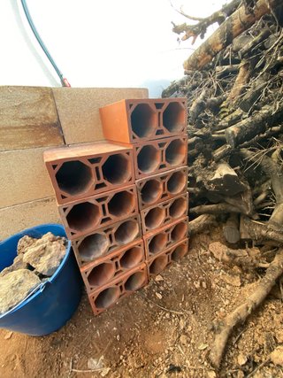 Ladrillos botelleros de terracota