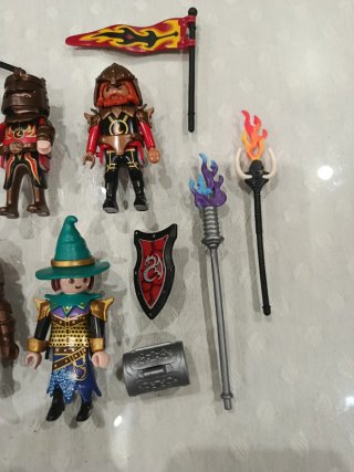 Lote Caballeros Novelmore Playmobil