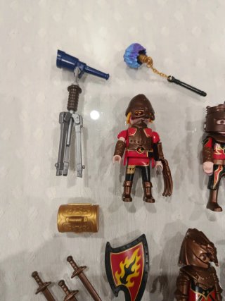 Lote Caballeros Novelmore Playmobil