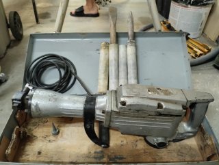 Martillo Percutor Eléctrico con Accesorios