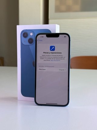 COMO NUEVO iPhone 13